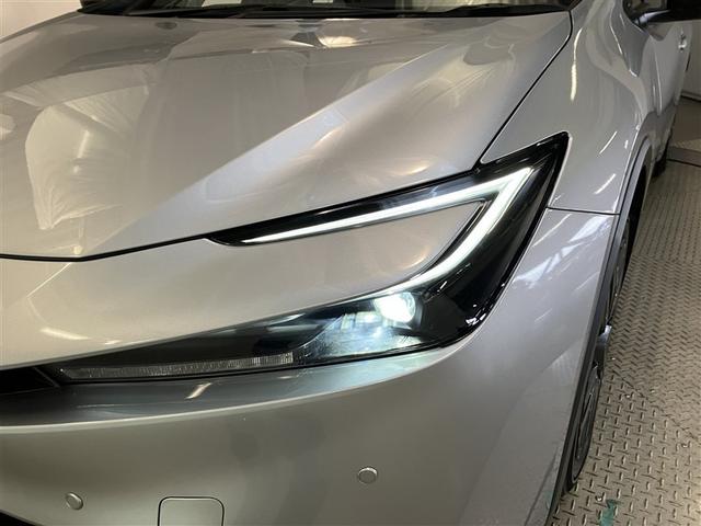 プリウス Ｘ　Ｂモニ　フルセグテレビ　メディアプレイヤー接続　ＬＥＤ　ＥＳＣ　ＡＣ１００Ｖ　ナビ＆ＴＶ　盗難防止装置　エアコン　パワーウィンドウ　ＥＴＣ　キーレス　ＡＢＳ　メモリーナビ　サイドエアバック　サポカー（35枚目）