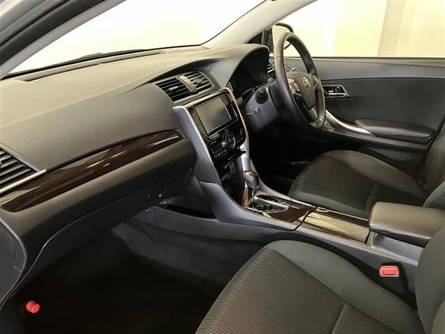 ��������Ƃ����f�U�C���̓����́A�������g���^�Ԃ̏�i���������܂��B