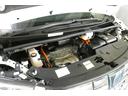 エンジンルームもスチーム洗浄で綺麗にクリーニング済み♪点検整備、エンジンオイルの交換等メンテナンスをしてお渡し致します。