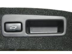 �ڥѥ�Хå��ɥ��ۥܥ���򲡤������Ǽ�ư�ǥХå��ɥ��γ��Ĥ��Ǥ��ޤ��� 3