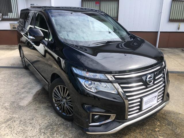 エルグランド ２５０ハイウェイスターＳ　アーバンクロム　アルパイン８型フルセグナビ　アルパインフリップダウンモニター　バックカメラ両側パワースライドドア　ＬＥＤヘッドライト　ハーフレザーシート　スマートキー　プッシュスタート　ＥＴＣ（2枚目）