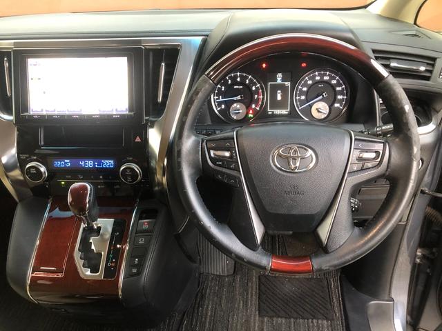 ヴェルファイア ２．５Ｖ　純正ナビ　フルセグ　バックカメラ　両側電動スライドドアパワーバックドア　ＥＴＣ　スマートキー　プッシュスタート　ハーフレザーシート　ＬＥＤヘッドライト（8枚目）