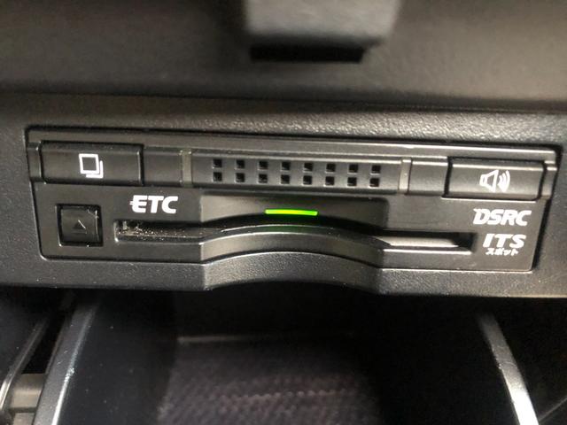 ヴェルファイア ２．５Ｖ　純正ナビ　フルセグ　バックカメラ　両側電動スライドドアパワーバックドア　ＥＴＣ　スマートキー　プッシュスタート　ハーフレザーシート　ＬＥＤヘッドライト（11枚目）