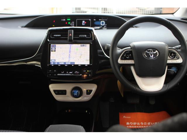 プリウス Ｓセーフティプラス　ワンオーナー車　セーフティセンス　インテリジェントクリアランスソナー　ＬＥＤヘッドライト　ＬＥＤフォグ　純正９インチナビ　フルセグＴＶ　Ｂｌｕｅｔｏｏｔｈ　バックカメラ　ＥＴＣ　ドライブレコーダー（9枚目）