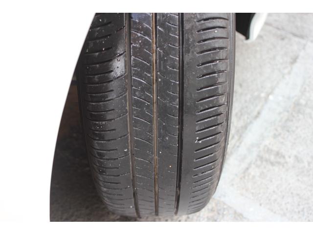 プリウス Ｓセーフティプラス　ワンオーナー車　セーフティセンス　インテリジェントクリアランスソナー　ＬＥＤヘッドライト　ＬＥＤフォグ　純正９インチナビ　フルセグＴＶ　Ｂｌｕｅｔｏｏｔｈ　バックカメラ　ＥＴＣ　ドライブレコーダー（33枚目）