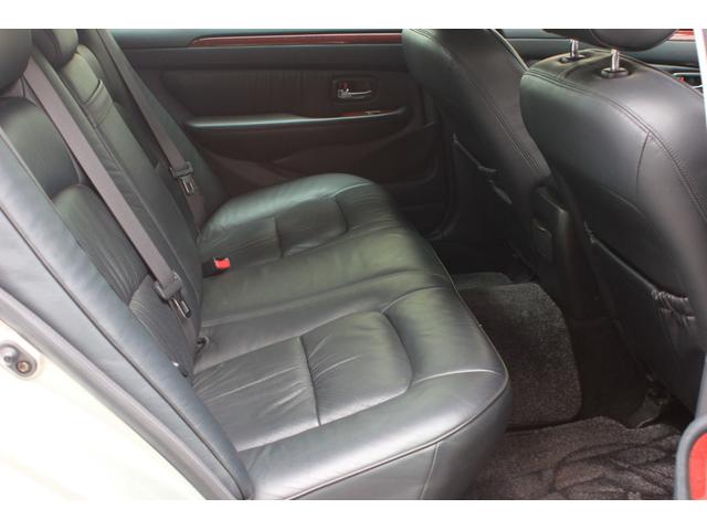 ブレビス Ａｉ２５０　黒革シート　パワーシート　シートヒーター　電動リヤサンシェード　サンルーフ　社外アルミ　ＨＩＤライト　フォグランプ　キーレス　ＥＴＣ　バックカメラ　タイミングベルト交換済みステッカー有り（8枚目）