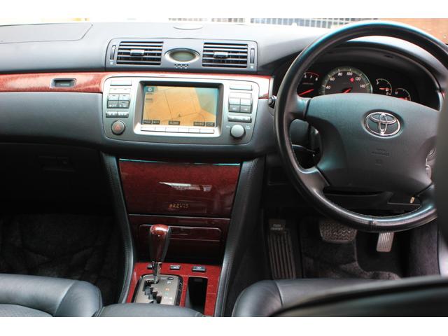 ブレビス Ａｉ２５０　黒革シート　パワーシート　シートヒーター　電動リヤサンシェード　サンルーフ　社外アルミ　ＨＩＤライト　フォグランプ　キーレス　ＥＴＣ　バックカメラ　タイミングベルト交換済みステッカー有り（9枚目）