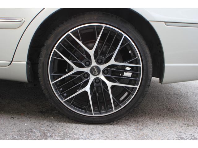 ブレビス Ａｉ２５０　黒革シート　パワーシート　シートヒーター　電動リヤサンシェード　サンルーフ　社外アルミ　ＨＩＤライト　フォグランプ　キーレス　ＥＴＣ　バックカメラ　タイミングベルト交換済みステッカー有り（30枚目）