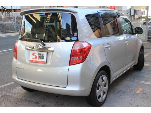 ラクティス Ｇ　ワンオーナー車　記録簿７枚　純正ナビ　キーレス　パドルシフト　クルーズコントロール（6枚目）