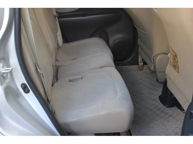 ラクティス Ｇ　ワンオーナー車　記録簿７枚　純正ナビ　キーレス　パドルシフト　クルーズコントロール（8枚目）