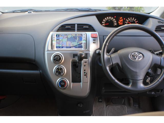 ラクティス Ｇ　ワンオーナー車　記録簿７枚　純正ナビ　キーレス　パドルシフト　クルーズコントロール（9枚目）