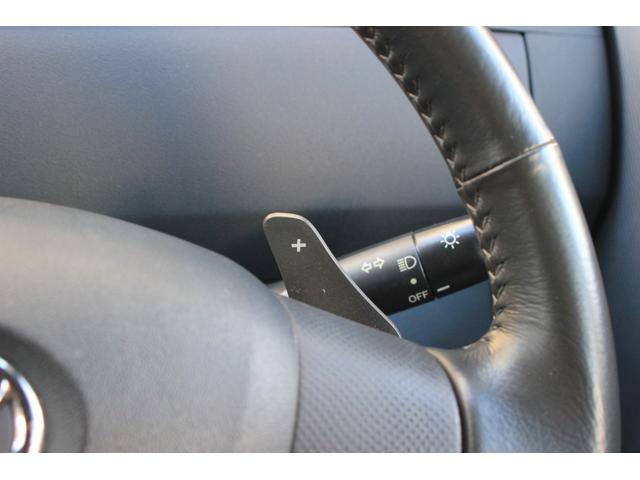 ラクティス Ｇ　ワンオーナー車　記録簿７枚　純正ナビ　キーレス　パドルシフト　クルーズコントロール（18枚目）