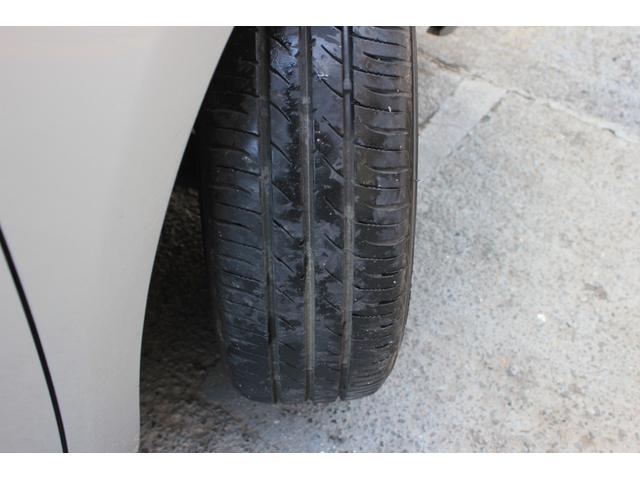 ラクティス Ｇ　ワンオーナー車　記録簿７枚　純正ナビ　キーレス　パドルシフト　クルーズコントロール（31枚目）