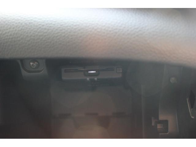 シルフィ X ワンオーナー車 走行4922キロ R2.R3.R4.R5.R6.R7年ディーラー記録簿 SDナビ フルセグTV Bluetooth バックカメラ ETC2.0 インテキー プッシュスタート ドラレコ(19枚目)