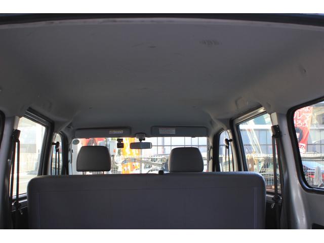 タウンエースバン ＤＸ　走行２９７９５キロ　前後ドラレコ　純正ナビ　フルセグＴＶ　Ｂｌｕｅｔｏｏｔｈ　バックカメラ　ＥＴＣ　ルーフキャリア　両側スライドドア（11枚目）