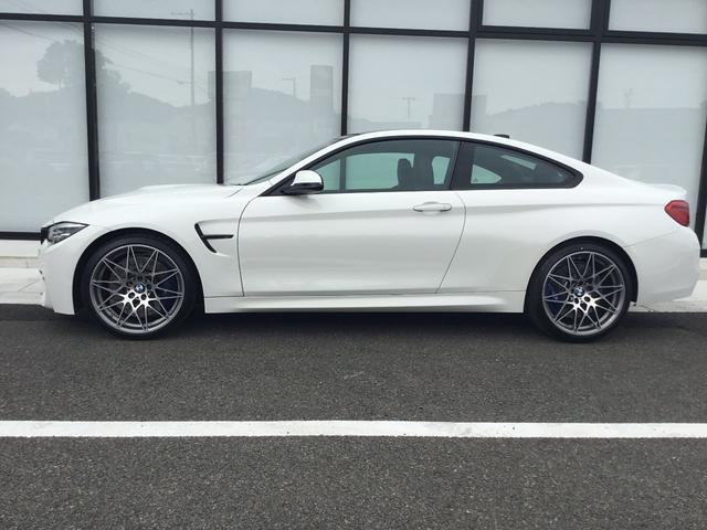 M4クーペコンペティション弊社社有車黒レザー20インチAW(6枚目)