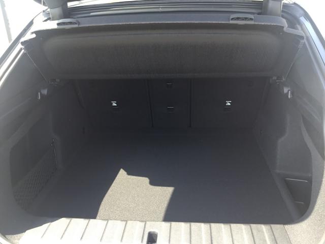 Ｘ２ ｘＤｒｉｖｅ　２０ｉ　Ｍスポーツ　弊社レンタＵＰ　ブラックサファイア　全周囲カメラ　２０インチアルミホィール　衝突被害軽減ブレーキ　前車追従クルーズコントロール　リアプライバシーガラス（17枚目）
