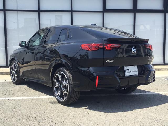 Ｘ２ ｘＤｒｉｖｅ　２０ｉ　Ｍスポーツ　弊社レンタＵＰ　ブラックサファイア　全周囲カメラ　２０インチアルミホィール　衝突被害軽減ブレーキ　前車追従クルーズコントロール　リアプライバシーガラス（27枚目）