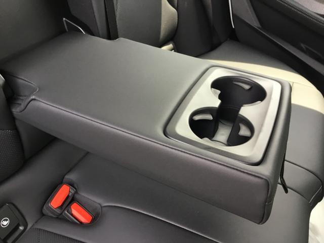 １シリーズ １２０　Ｍスポーツ　ハイラインパッケージ　弊社試乗車　アルピンホワイト　テクノロジーＰＫＧ　ハイラインＰＫＧ　ハーマンカードンスピーカー　衝突被害軽減ブレーキ　ハンドルサポート前車追従クルーズコントロール　ａｐｐｌｅカーａｎｄｒｏｉｄオート（49枚目）