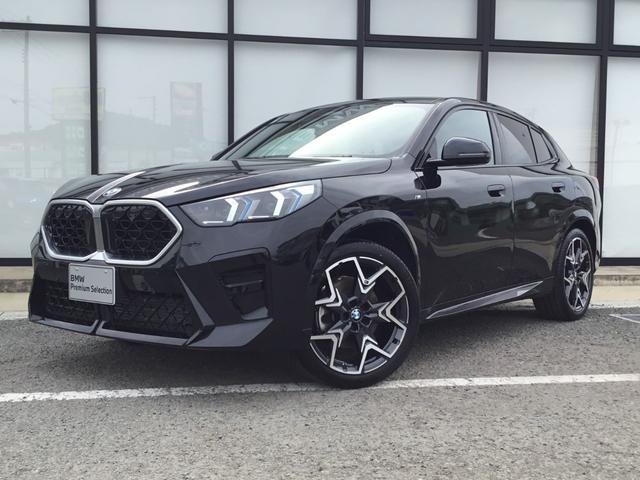 Ｘ２ ｘＤｒｉｖｅ　２０ｉ　Ｍスポーツ　弊社試乗車禁煙車　ブラックサファイア　ステアリングヒーター　全周囲カメラ　２０インチＡＷ　ａｐｐｌｅカー　ａｎｄｒｏｉｄオート対応ナビ　衝突被害軽減ブレーキ　前車追従クルーズコントロール（2枚目）