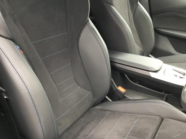 Ｘ２ ｘＤｒｉｖｅ　２０ｉ　Ｍスポーツ　弊社試乗車禁煙車　ブラックサファイア　ステアリングヒーター　全周囲カメラ　２０インチＡＷ　ａｐｐｌｅカー　ａｎｄｒｏｉｄオート対応ナビ　衝突被害軽減ブレーキ　前車追従クルーズコントロール（35枚目）