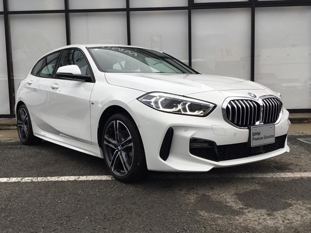 １シリーズ １１８ｄ　Ｍスポーツ　弊社試乗車禁煙車　アルピンホワイト　衝突被害軽減ブレーキ　前車追従クルーズコントロール　１８インチアルミホィール　ａｐｐｌｅカープレイ対応ナビ　前後センサー　純正Ｂカメラ（4枚目）