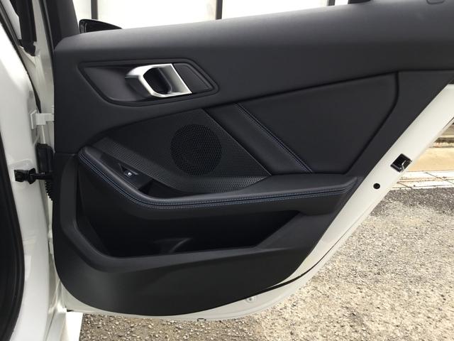１シリーズ １１８ｄ　Ｍスポーツ　弊社試乗車禁煙車　アルピンホワイト　衝突被害軽減ブレーキ　前車追従クルーズコントロール　１８インチアルミホィール　ａｐｐｌｅカープレイ対応ナビ　前後センサー　純正Ｂカメラ（47枚目）