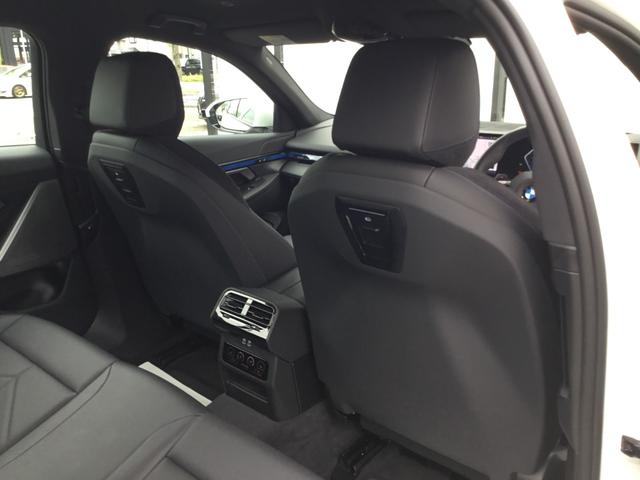 ５シリーズ ５２３ｄ　ｘＤｒｉｖｅ　Ｍスポーツ　ＡＲ弊社試乗車　アルピンホワイト　コンフォートドライビングパッケージ　全周囲カメラ　衝突被害軽減ブレーキ　前車追従クルーズコントロール　ＡＲ画像ナビ　４ゾーンエアコン（43枚目）