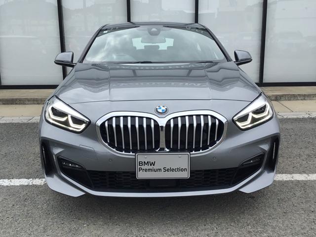 １シリーズ １１８ｄ　Ｍスポーツ　弊社試乗車禁煙車スカイスクレイパーグレー　１８インチアルミホィール　衝突被害軽減ブレーキ　前車追従クルーズコントロール　ａｐｐｌｅカープレイ対応ナビ　前後センサー　純正Ｂカメラ　ＬＥＤライト（3枚目）
