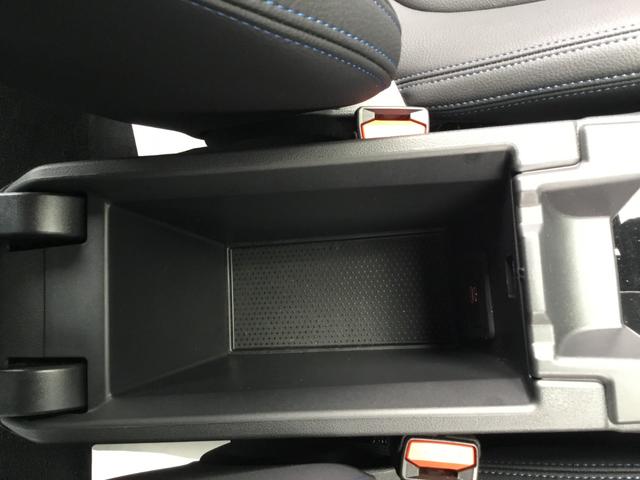 １シリーズ １１８ｄ　Ｍスポーツ　弊社試乗車禁煙車スカイスクレイパーグレー　１８インチアルミホィール　衝突被害軽減ブレーキ　前車追従クルーズコントロール　ａｐｐｌｅカープレイ対応ナビ　前後センサー　純正Ｂカメラ　ＬＥＤライト（57枚目）