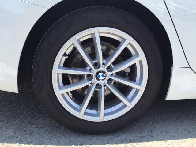 ３シリーズ ３２０ｄ　ｘＤｒｉｖｅ　１オーナー　認定中古車　２年正規ディラー保証　フロントカメラ　禁煙車　スタンダードモデル　アルピンホワイト　ＬＥＤヘッドライト　アクティブクルーズコントロール（10枚目）