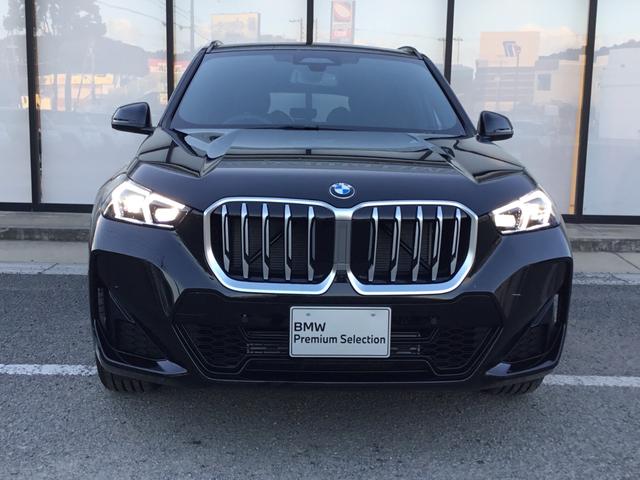 X1 sDrive 18i Mスポーツ 認定中古車 ブラックサファイア テクノロジーパッケージ ドライビングアシストプロフェッショナル 18インチ ヘッドアップディスプレイ(3枚目)
