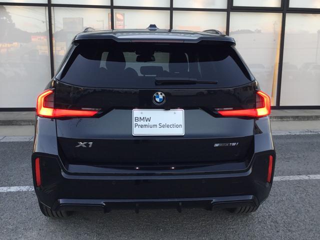 X1 sDrive 18i Mスポーツ 認定中古車 ブラックサファイア テクノロジーパッケージ ドライビングアシストプロフェッショナル 18インチ ヘッドアップディスプレイ(18枚目)