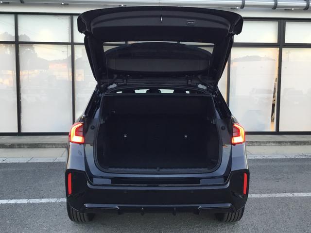 X1 sDrive 18i Mスポーツ 認定中古車 ブラックサファイア テクノロジーパッケージ ドライビングアシストプロフェッショナル 18インチ ヘッドアップディスプレイ(19枚目)