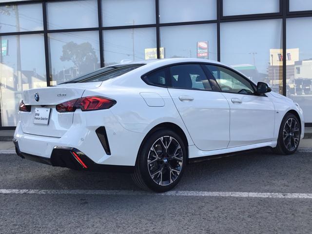 2シリーズ 220グランクーペ Mスポーツ 認定中古車 キドニーアイコニックグロー テクノロジーパッケージ ドライビングアシストプロフェッショナル 18インチアルミ アダプティブMサスペンンション(18枚目)