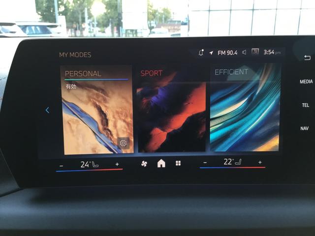 2シリーズ 220グランクーペ Mスポーツ 認定中古車 キドニーアイコニックグロー テクノロジーパッケージ ドライビングアシストプロフェッショナル 18インチアルミ アダプティブMサスペンンション(72枚目)