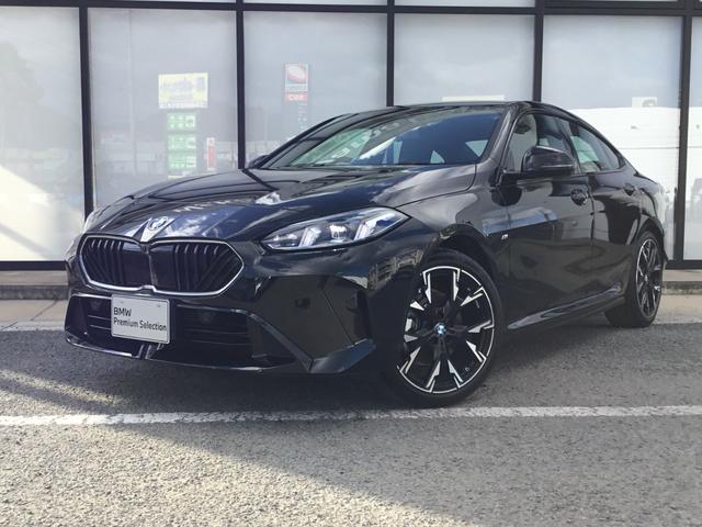 2シリーズ 220dグランクーペ Mスポーツ 認定中古車 キドニーアイコニックグロー テクノロジーパッケージ ドライビングアシストプロフェッショナル 18インチアルミ アダプティブMサスペンンション ヘッドアップディスプレイ(2枚目)