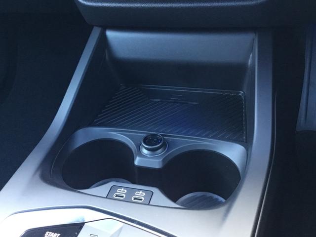 2シリーズ 220dグランクーペ Mスポーツ 認定中古車 キドニーアイコニックグロー テクノロジーパッケージ ドライビングアシストプロフェッショナル 18インチアルミ アダプティブMサスペンンション ヘッドアップディスプレイ(63枚目)