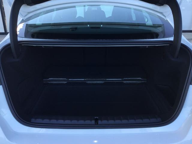 2シリーズ 220dグランクーペ Mスポーツ 認定中古車 キドニーアイコニックグロー テクノロジーパッケージ ドライビングアシストプロフェッショナル 18インチアルミ アダプティブMサスペンンション ヘッドアップディスプレイ(24枚目)