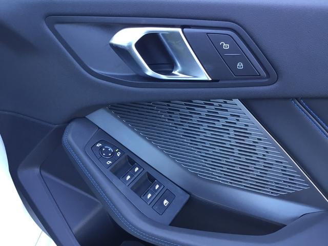 2シリーズ 220dグランクーペ Mスポーツ 認定中古車 キドニーアイコニックグロー テクノロジーパッケージ ドライビングアシストプロフェッショナル 18インチアルミ アダプティブMサスペンンション ヘッドアップディスプレイ(40枚目)