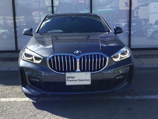 １シリーズ １１８ｄ　Ｍスポーツ　エディションジョイ＋　弊社１オーナー禁煙車ミネラルグレー　衝突被害軽減ブレーキ　前車追従クルーズコントロール衝突　アップルカープレイ対応ナビ　電動トランク　リアガラスフィルム施工　ナビパッケージ　コンフォートパッケージ（3枚目）