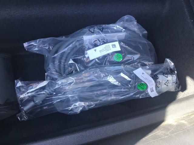 iX2 xDrive 30 Mスポーツ 弊社展示試乗車 アルピンホワイト ハイラインパッケージ 20インチアルミ ハーマンカードン アコースティックガラス 認定中古車 禁煙車両 ヘッドアップディスプレイ(23枚目)