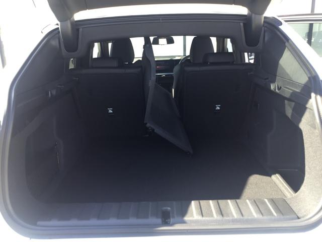 iX2 xDrive 30 Mスポーツ 弊社展示試乗車 アルピンホワイト ハイラインパッケージ 20インチアルミ ハーマンカードン アコースティックガラス 認定中古車 禁煙車両 ヘッドアップディスプレイ(26枚目)