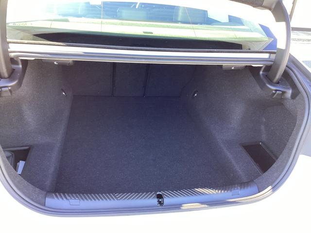 5シリーズ 523d xDrive Mスポーツ 弊社レンタUP 禁煙車 認定中古車 ミネラルホワイト AサスペンションPIAステアリング(20枚目)