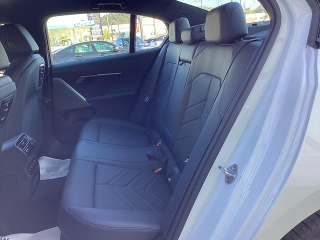 5シリーズ 523d xDrive Mスポーツ 弊社レンタUP 禁煙車 認定中古車 ミネラルホワイト AサスペンションPIAステアリング(44枚目)