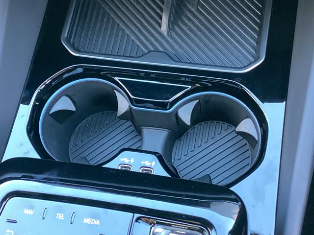 5シリーズ 523d xDrive Mスポーツ 弊社レンタUP 禁煙車 認定中古車 ミネラルホワイト AサスペンションPIAステアリング(64枚目)