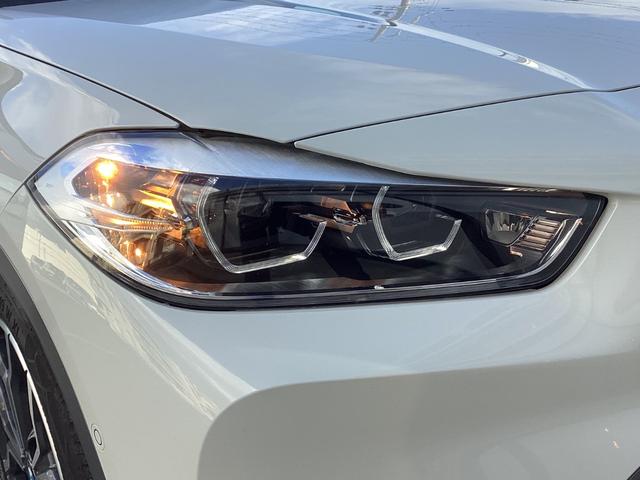 X2 xDrive20dMスポーツXEDジョイ+ハイライP 弊社1オーナー禁煙車後期モデルハイラインパッケージ アドバンスドアクティブセーフティパッケージACC 衝突被害軽減ブレーキ 黒レザー ヘッドUPディスプレイ タッチパネル純正ナビ 前席シートヒーター(26枚目)