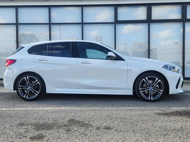 １シリーズ １１８ｉ　Ｍスポーツ　弊社１オーナー禁煙車ヘッドＵＰディスプレイ　衝突被害軽減ブレーキ　前車追従クルーズコントロール　アップルカープレイ対応ナビ　前席左右電動シート（7枚目）