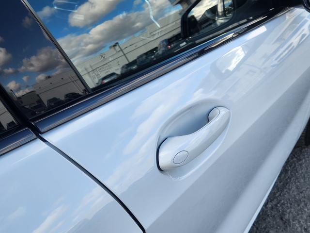 １シリーズ １１８ｉ　Ｍスポーツ　弊社１オーナー禁煙車ヘッドＵＰディスプレイ　衝突被害軽減ブレーキ　前車追従クルーズコントロール　アップルカープレイ対応ナビ　前席左右電動シート（10枚目）