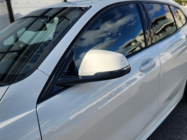 １シリーズ １１８ｉ　Ｍスポーツ　弊社１オーナー禁煙車ヘッドＵＰディスプレイ　衝突被害軽減ブレーキ　前車追従クルーズコントロール　アップルカープレイ対応ナビ　前席左右電動シート（14枚目）